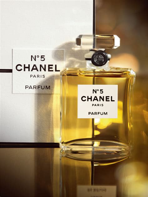 chanel nummer 5 eau de toilett|Chanel no 5 price comparison.